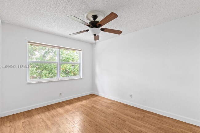 Building Photo - 1363 NW 66th Ave