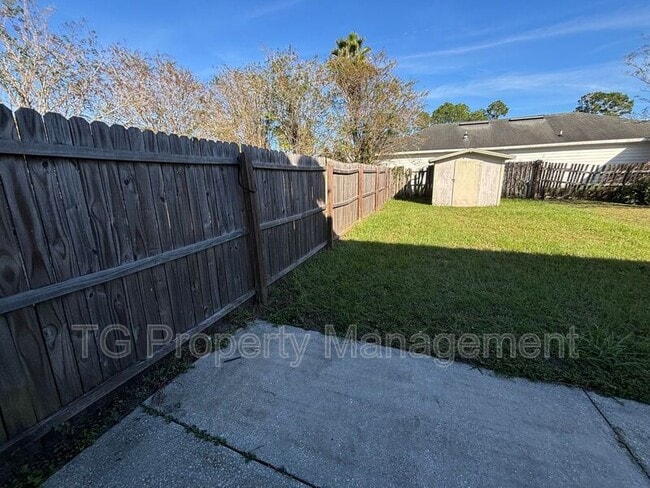 Building Photo - 703 Trekker St