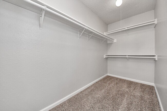 Building Photo - 16714 Britford