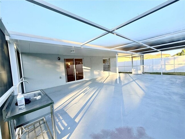 Building Photo - 30750 Temple Stand Ave