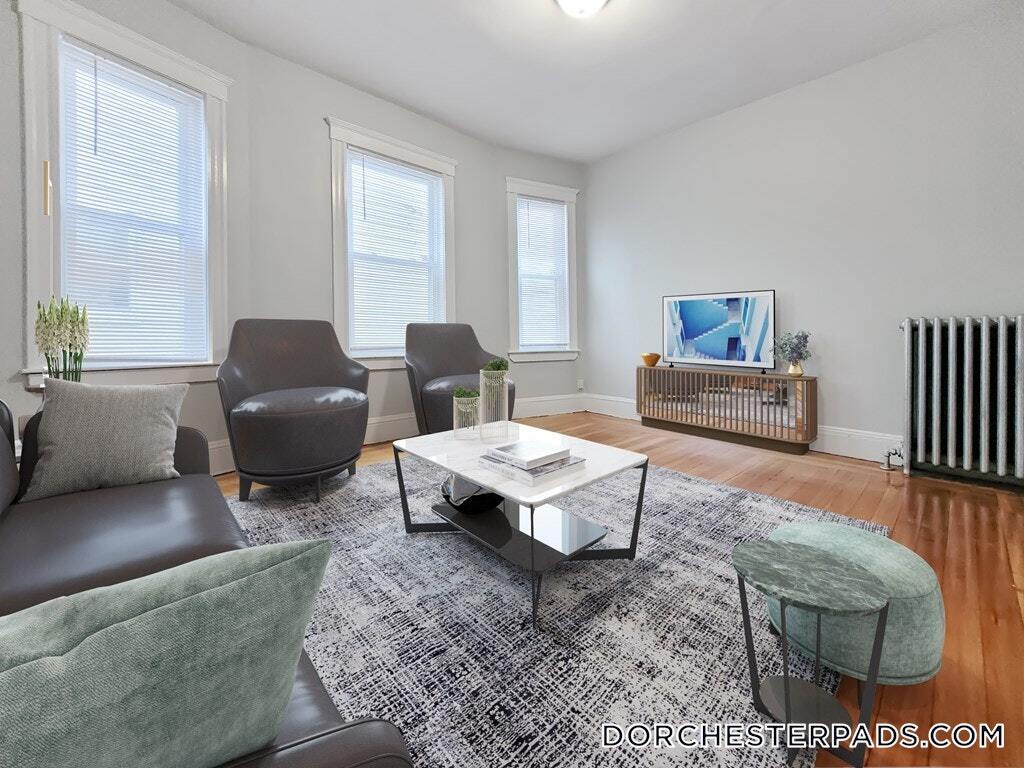 Building Photo - 108 Callender St