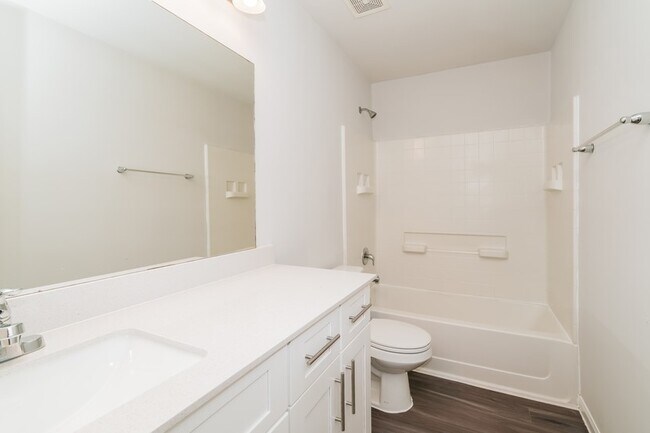 Building Photo - 5611 Amelia Plantation Dr