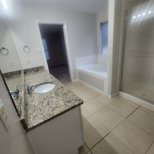Building Photo - 21755 Debray Dr