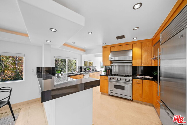 Building Photo - 3111 Belden Dr