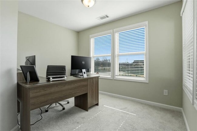 Building Photo - 504 Elm Bluff Way