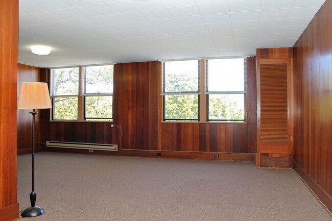 Building Photo - langent01