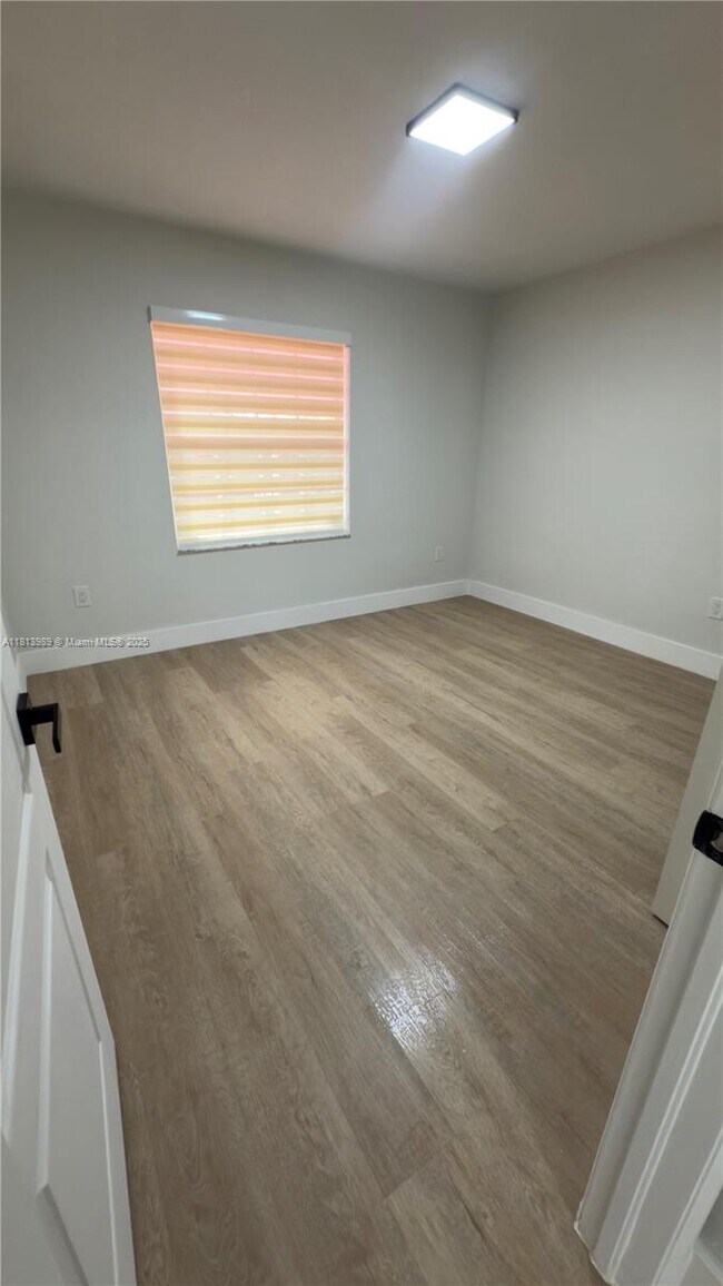 Building Photo - 4254 SW 161st Pl