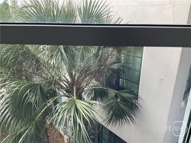 Building Photo - 545 Berrien St