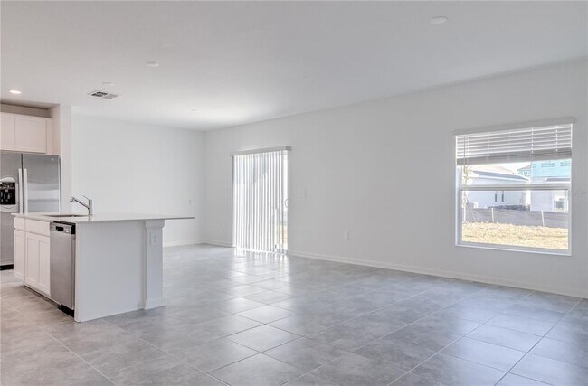 Building Photo - 1488 Cumberland Ave