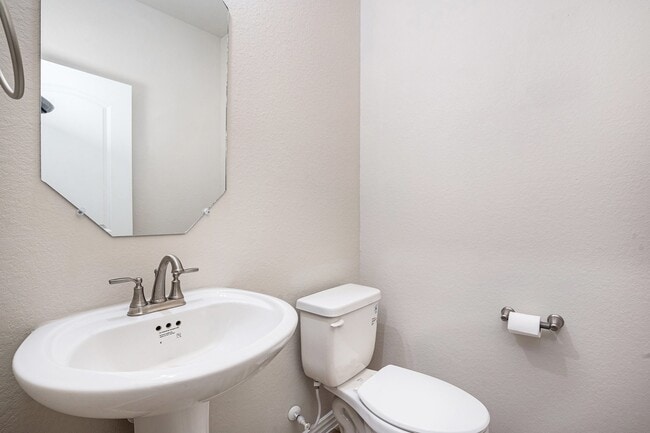 Building Photo - 12611 Taymouth Manor Dr