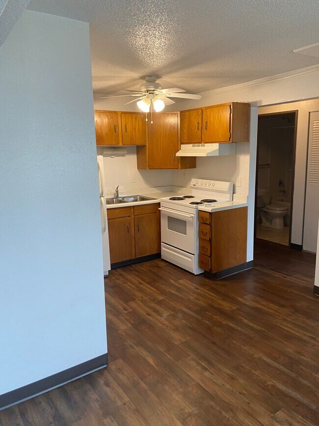 Building Photo - 55 1st St N