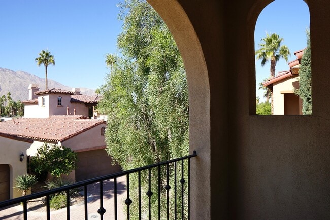 Building Photo - 1816 Pintura Cir W