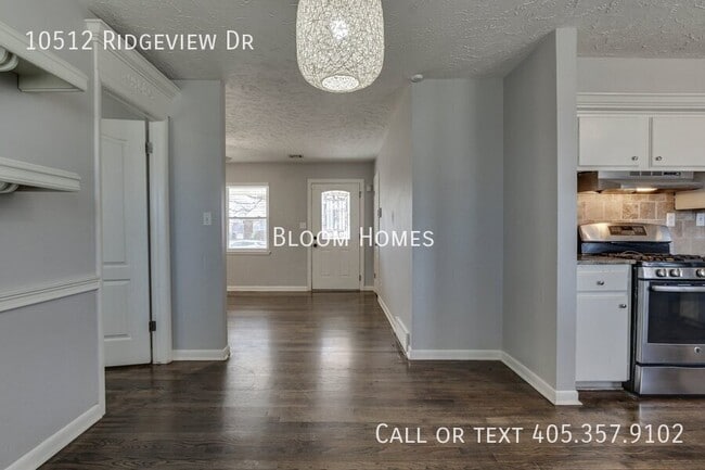 Building Photo - 10512 Ridgeview Dr