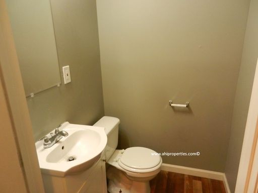 Building Photo - 3827 40th Avenue North Unit B