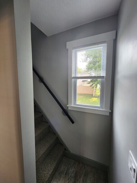 Stairs - 1815 N Goodman St