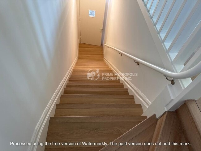 Building Photo - 3 bedroom in Oakland CA 94619