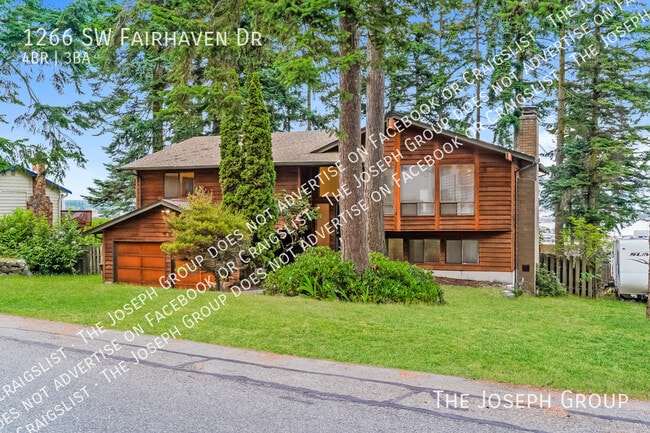 Building Photo - 1266 SW Fairhaven Dr