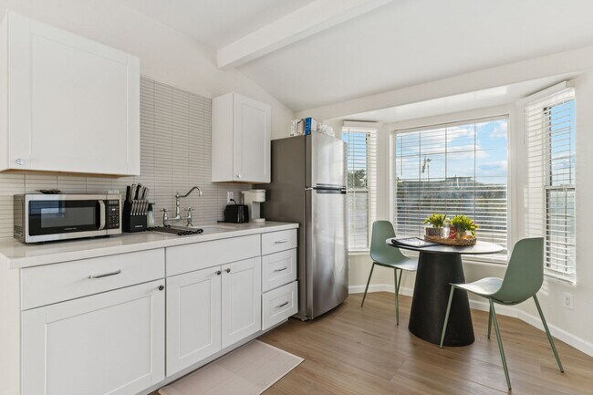 Building Photo - 2929 N 55th Pl