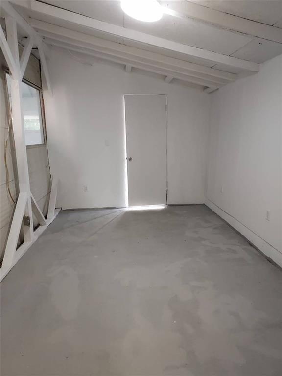 Building Photo - 290 Clay Dr SE