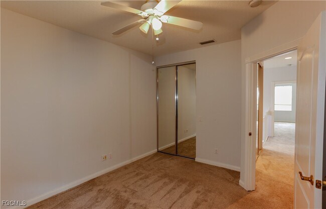 Building Photo - 5701 Cove Cir