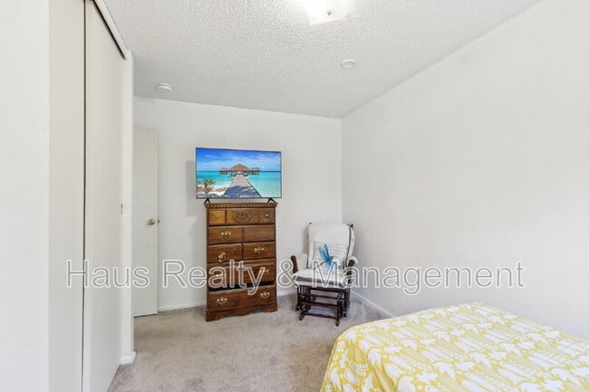 Building Photo - 144 Airport Rd