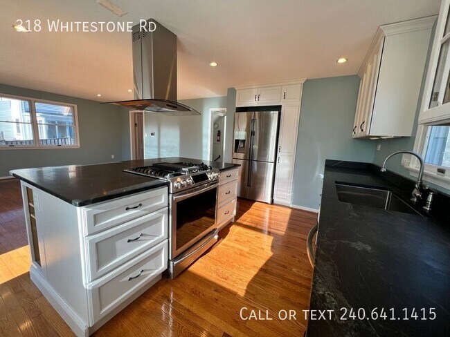 Building Photo - 318 Whitestone Rd