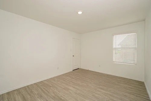 Building Photo - 121 Parish Ln