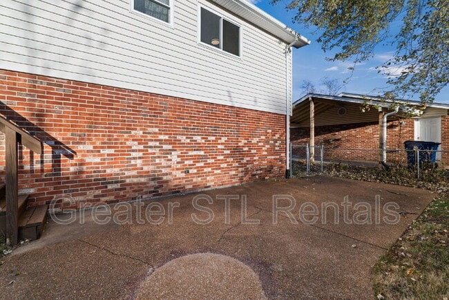 Building Photo - 2344 White Ash Ct