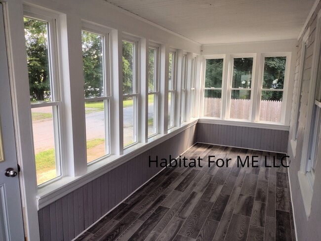 Building Photo - 4 Cone St