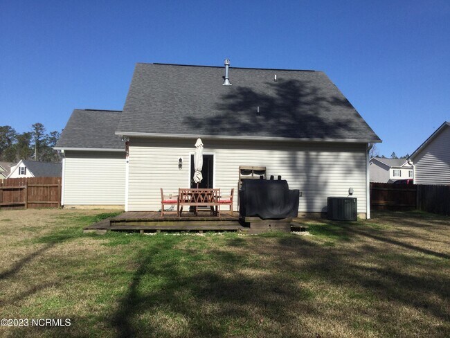 Building Photo - 109 Coree Way