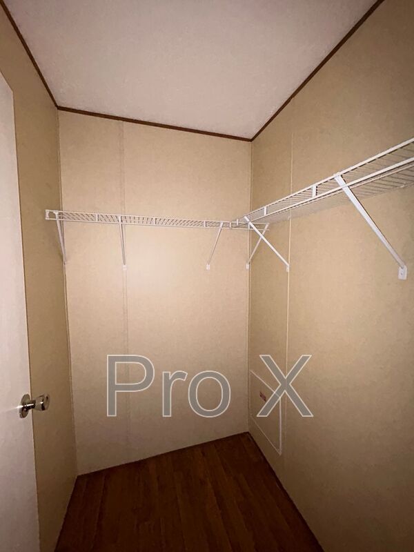 Building Photo - 307 E Adams St