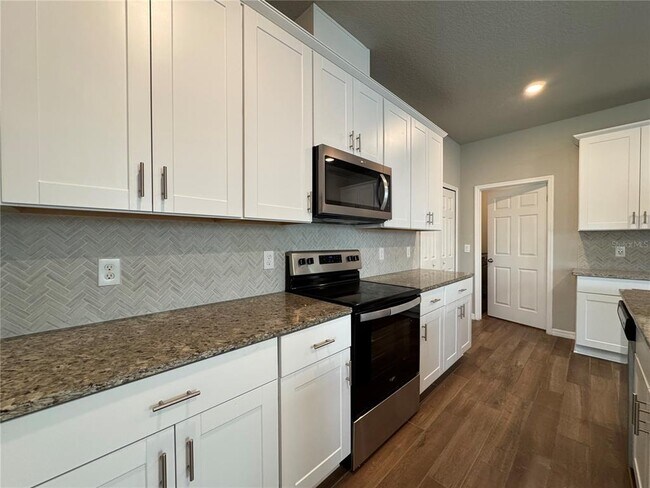 Building Photo - 2325 Mystic Maze Ln