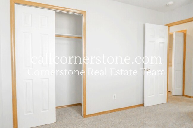 Building Photo - 5312 Luster Dr