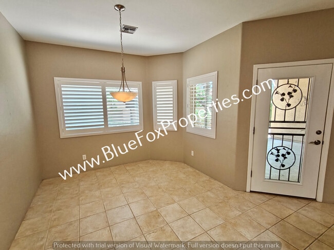 Building Photo - 12628 N Running Coyote Dr