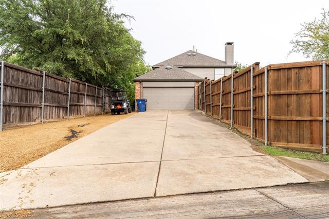 Building Photo - 10451 Enchanted Meadow Dr