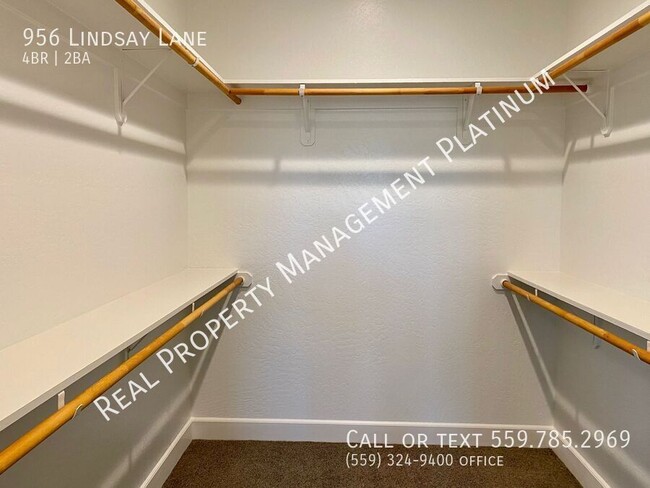 Building Photo - 956 Lindsay Ln