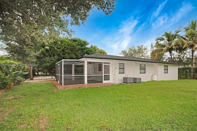 Building Photo - 5191 SW 67th Ave