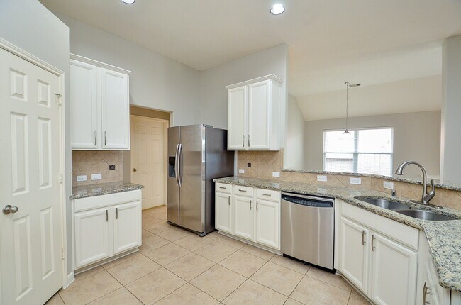 Building Photo - 24514 Springwood Glen Ln