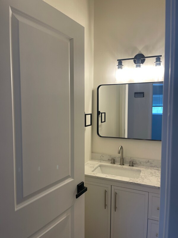 Building Photo - 3301 N 66th Pl
