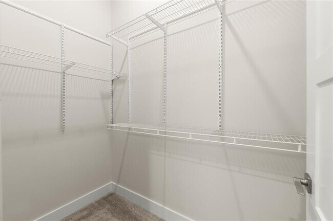 Building Photo - 2648 Sandy Plains Rd