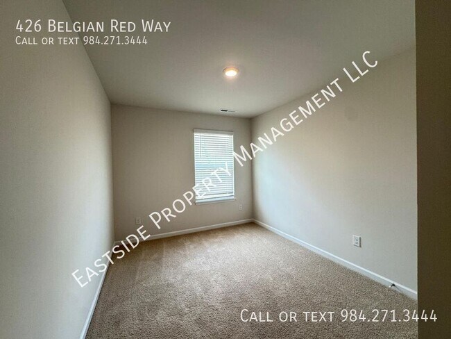 Building Photo - 426 Belgian Red Wy