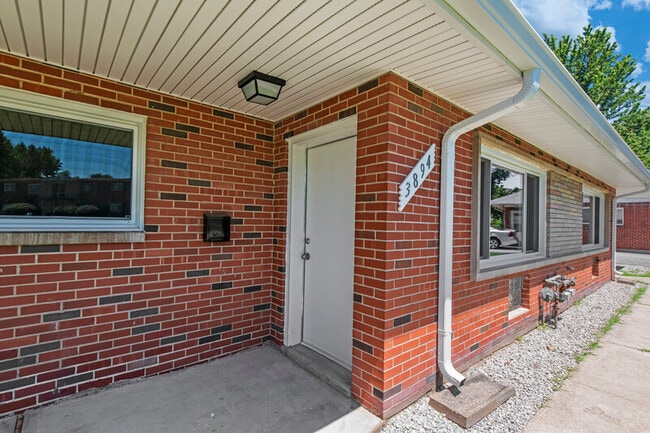 Primary Photo - 3892 Brittany Cir