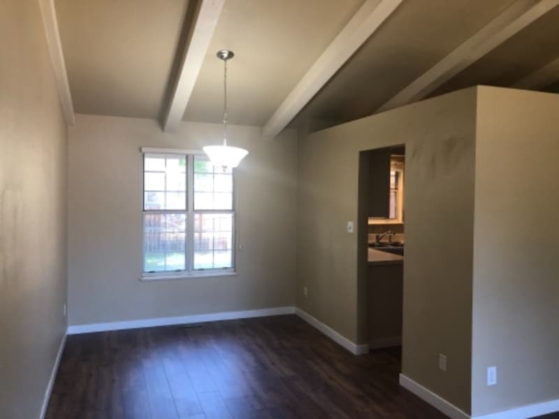 Building Photo - 2253 Iroquois Dr