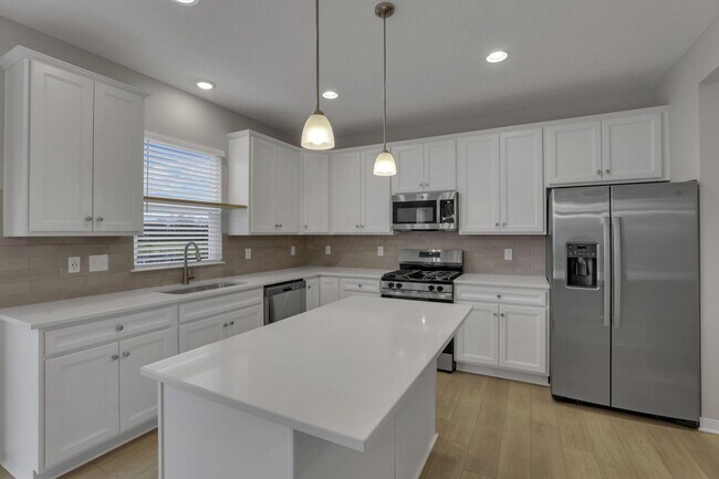 Building Photo - 3832 Old Glory Lp