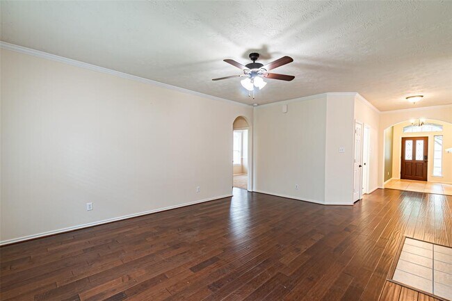 Building Photo - 17911 Serene Shore Dr