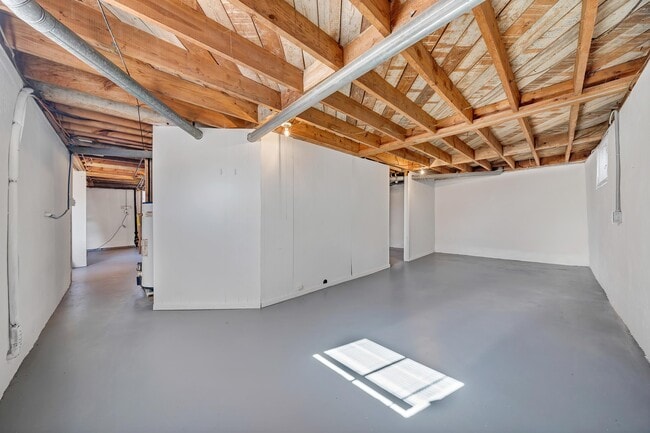 Building Photo - 4310 Tyree Rd NW