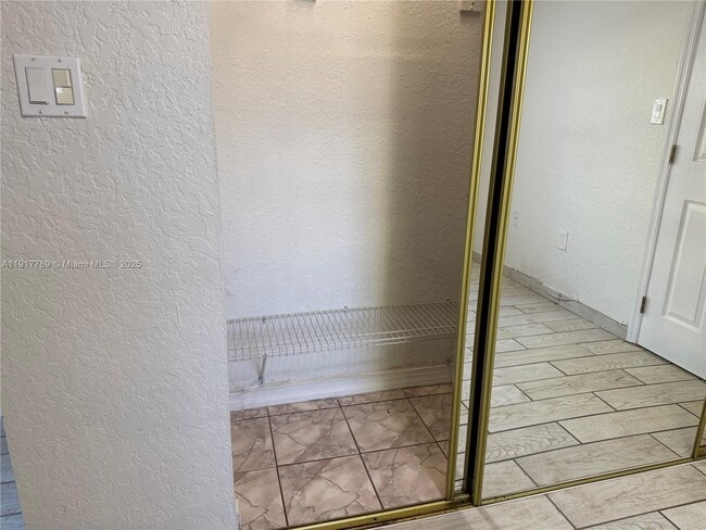 Building Photo - 8791 SW 34th St