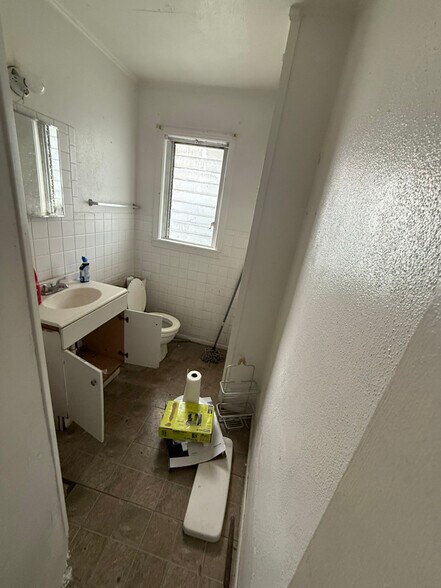 Building Photo - 1487 Pierce St