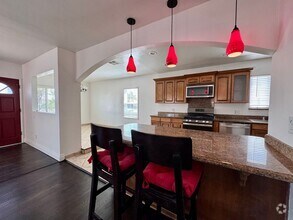 Building Photo - Highly sought-after Del Aire neighborhood!