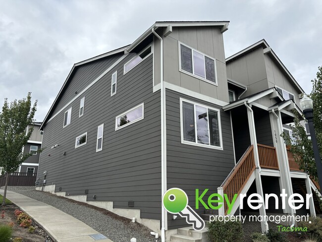 Building Photo - 1050 Magnuson Way